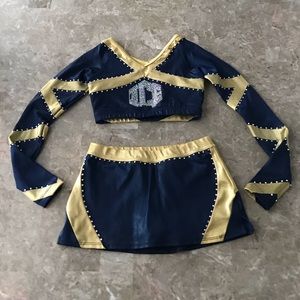 GK Elite Cheer Uniform Size AM